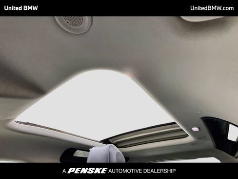 Used 2021 Land Rover Defender 90 First Edition AWD/4WD image 12