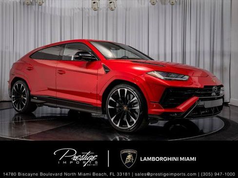Used 2024 Lamborghini Urus S AWD/4WD image 1