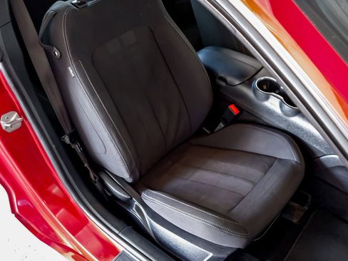 Used 2019 Ford Mustang Coupe w/ Black Accent Package image 28