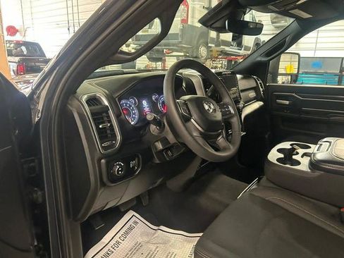 Certified 2026 RAM 2500 Big Horn AWD/4WD image 37