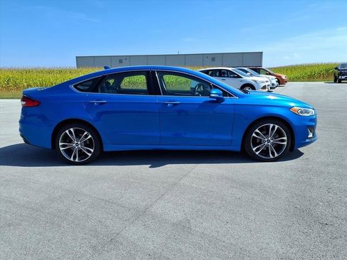 Used 2020 Ford Fusion Titanium image 4