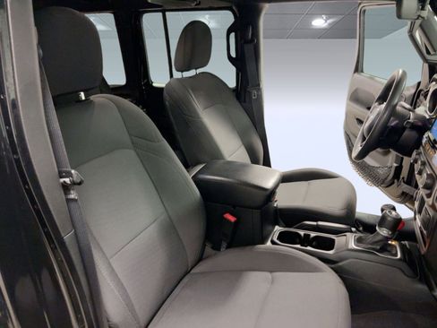 Used 2020 Jeep Wrangler Unlimited Sport image 31