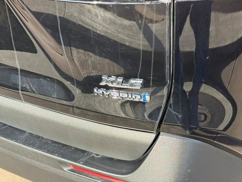 Certified 2024 Toyota RAV4 XLE w/ Convenience Package image 6