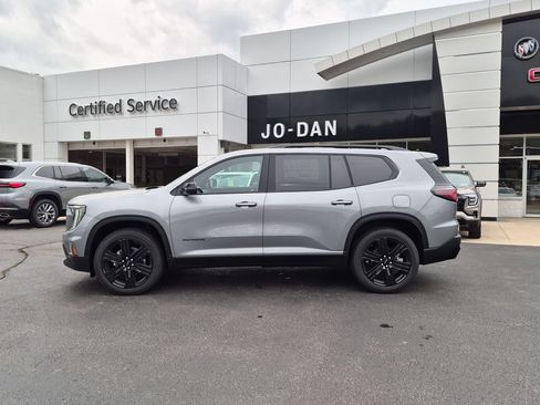 New 2026 GMC Acadia Elevation w/ Black Edition AWD/4WD image 8