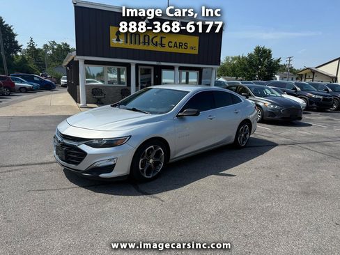 Used 2019 Chevrolet Malibu RS FWD image 1