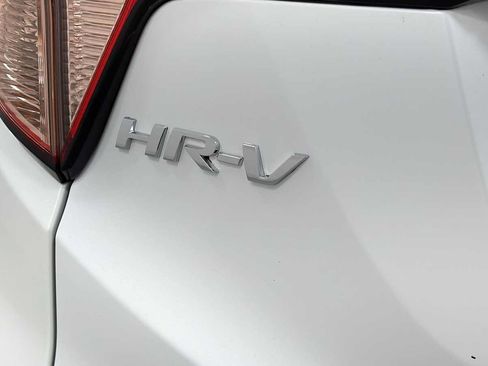 Used 2016 Honda HR-V LX image 27