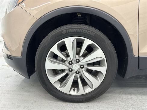 Used 2018 Buick Encore Preferred image 10