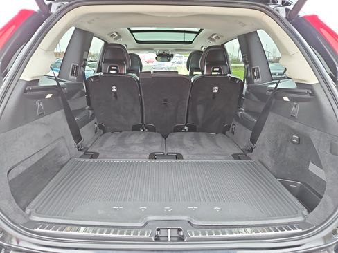 Used 2017 Volvo XC90 T6 Momentum w/ Vision Package AWD/4WD image 19