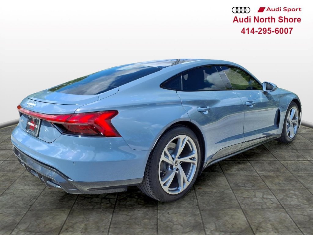 Used 2023 Audi e-tron GT Premium Plus AWD/4WD image 2