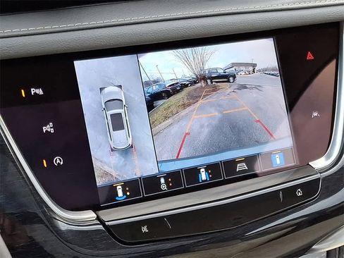 Used 2024 Cadillac XT6 Premium Luxury w/ Technology Package image 20