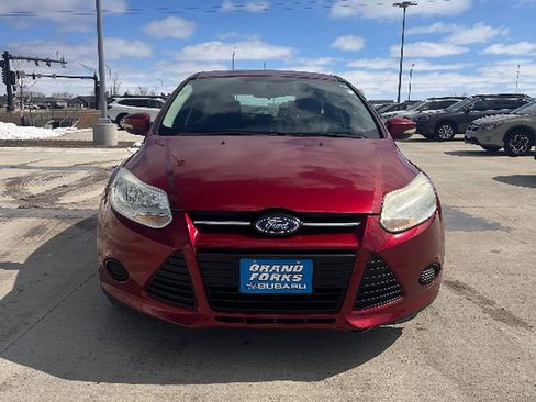 Used 2014 Ford Focus SE image 3
