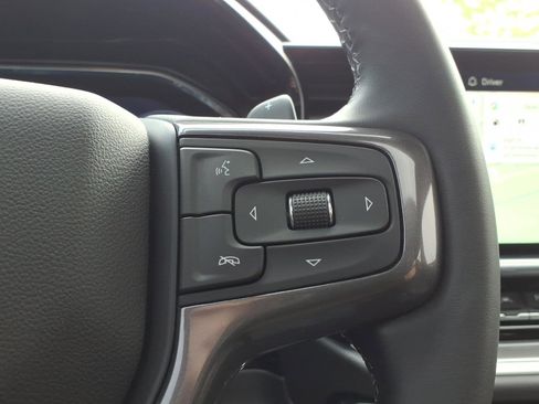 Used 2025 Chevrolet Silverado 1500 High Country w/ Z71 Off-Road Package AWD/4WD image 24