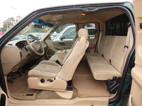 Used 2002 Ford F150 XLT image 15