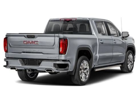 Used 2025 GMC Sierra 1500 Denali AWD/4WD image 3