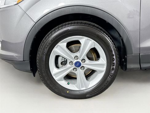 Used 2013 Ford Escape SE image 38