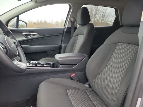 Used 2024 Kia Sportage LX image 14