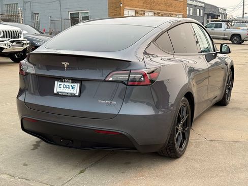 Used 2020 Tesla Model Y Performance AWD/4WD image 7