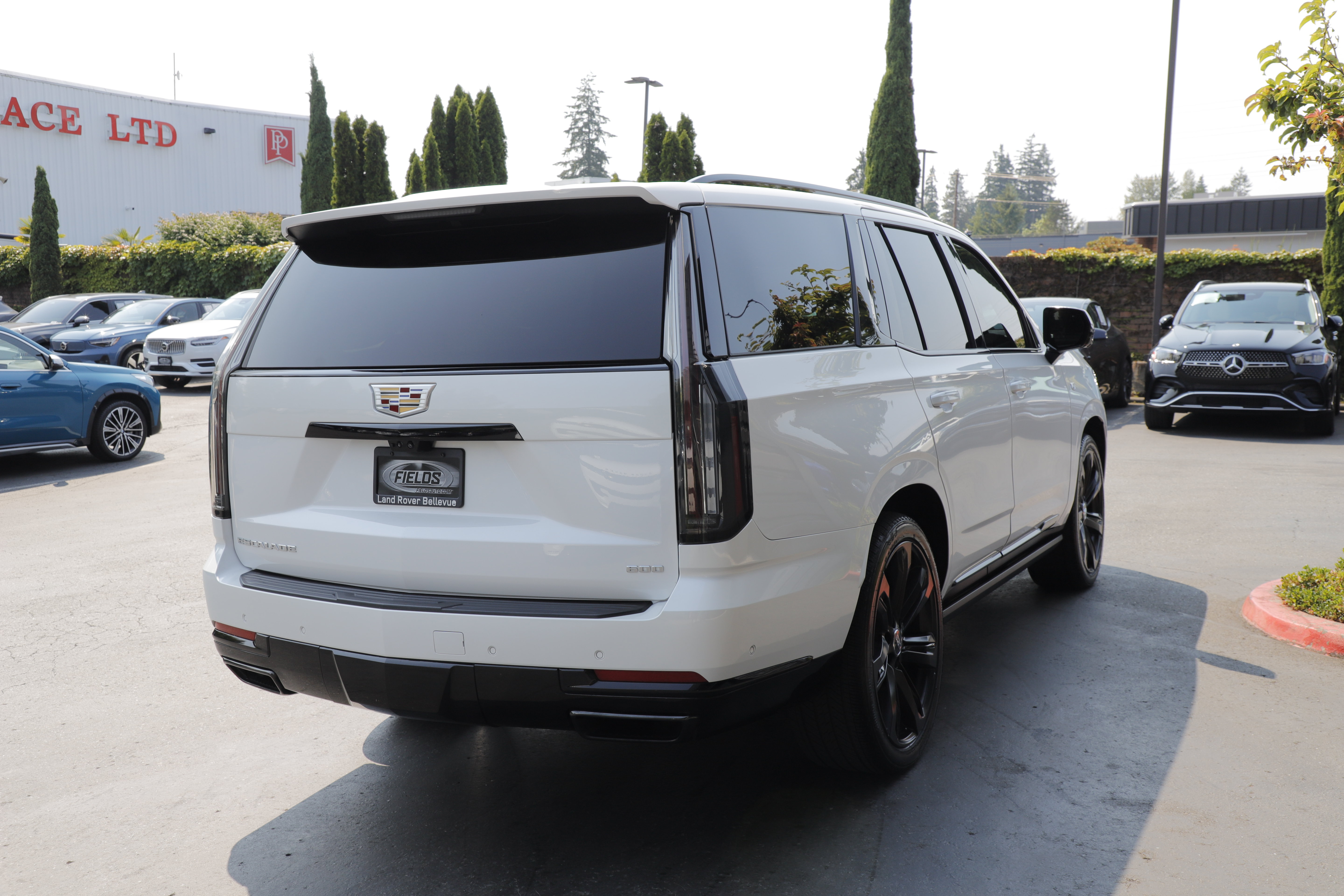 Used 2025 Cadillac Escalade Sport w/ Touring Package AWD/4WD image 8
