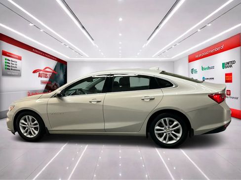 Used 2016 Chevrolet Malibu Hybrid image 4