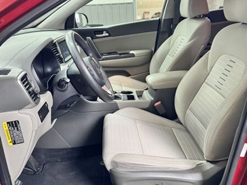 Used 2019 Kia Sportage LX w/ LX Popular Package image 7