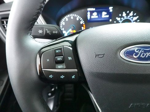 Certified 2022 Ford Escape SE w/ SE Sport Appearance Package image 13