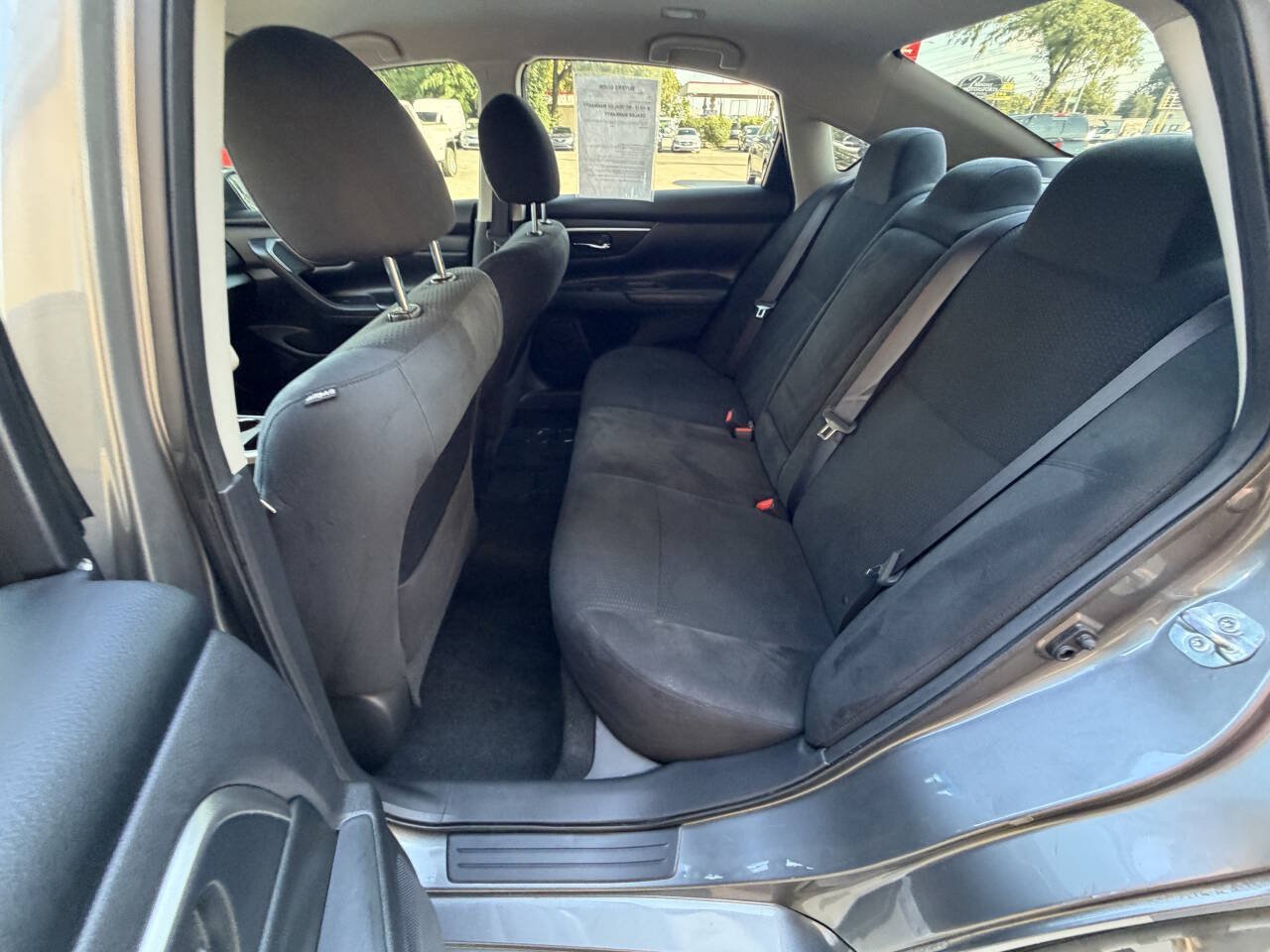 Used 2015 Nissan Altima 2.5 S w/ Sport Value Package FWD image 14