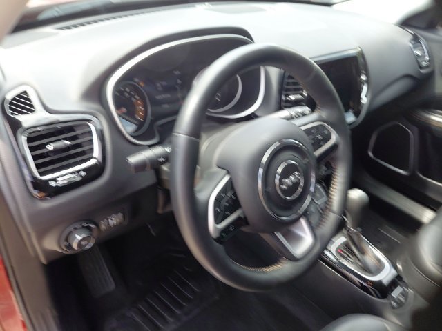 Used 2018 Jeep Compass Limited AWD/4WD image 7