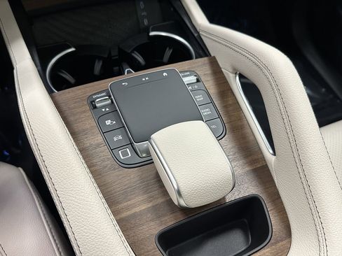 New 2026 Mercedes-Benz GLE 450 4MATIC image 33