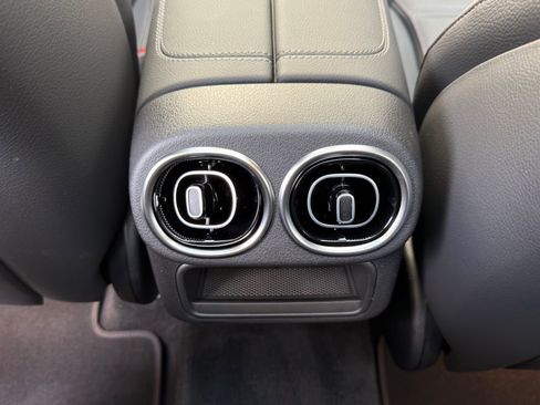 New 2026 Mercedes-Benz GLC 300 4MATIC image 16
