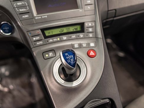 Used 2015 Toyota Prius Three image 27