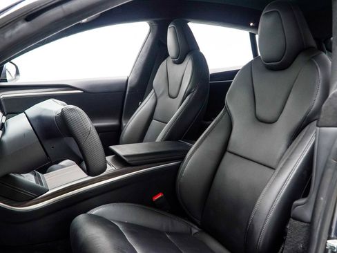 Used 2022 Tesla Model S AWD/4WD image 37