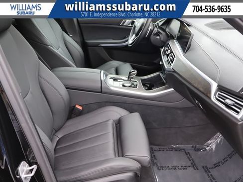 Used 2022 BMW X5 xDrive40i w/ Parking Assistance Package AWD/4WD image 40