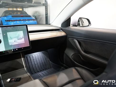 Used 2019 Tesla Model 3 Performance AWD/4WD image 19