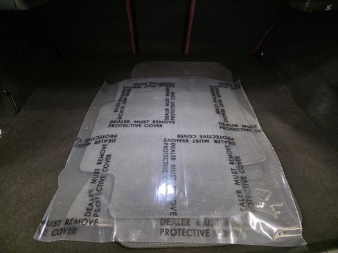 Used 2022 BMW 330e xDrive w/ M Sport Package image 40