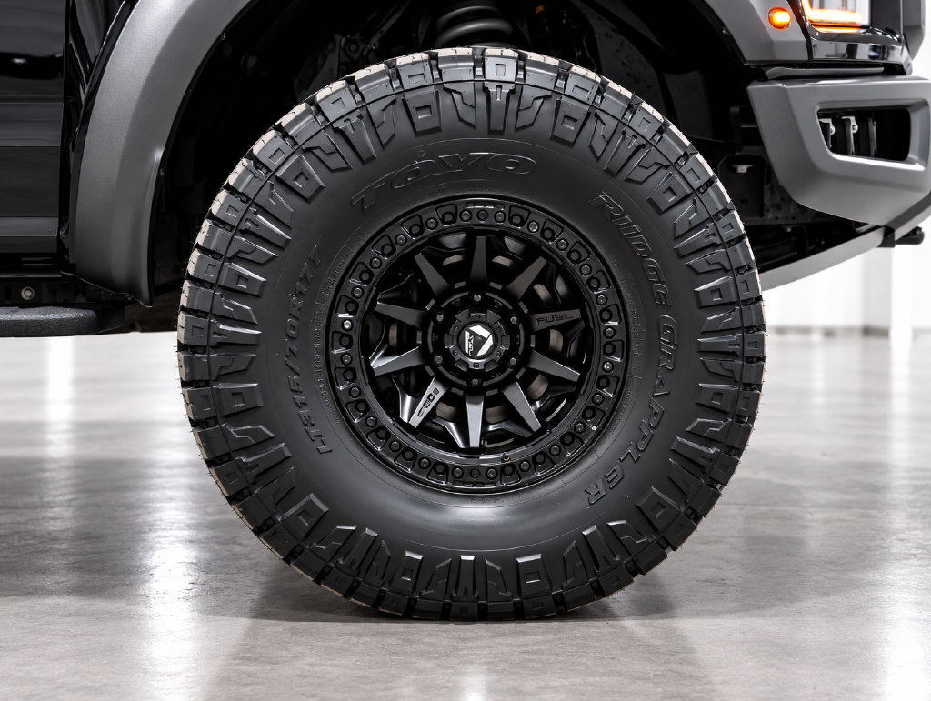 Used 2019 Ford F150 Raptor w/ Equipment Group 802A Luxury AWD/4WD image 43