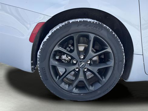 Used 2024 Chrysler Pacifica Touring-L w/ S Appearance Package image 38