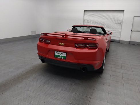 Used 2020 Chevrolet Camaro LT RWD image 7