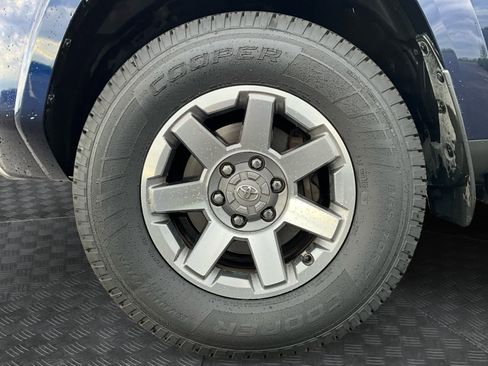 Used 2015 Toyota 4Runner Trail Premium image 15