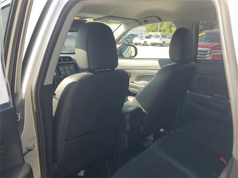 Used 2024 Mitsubishi Outlander Sport AWD image 11