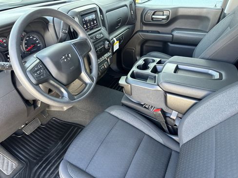 New 2026 Chevrolet Silverado 1500 Custom Trail Boss w/ Turbomax Blackout Package image 9