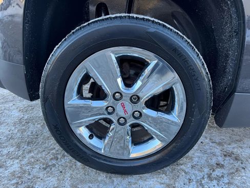 Used 2015 GMC Terrain SLE image 26