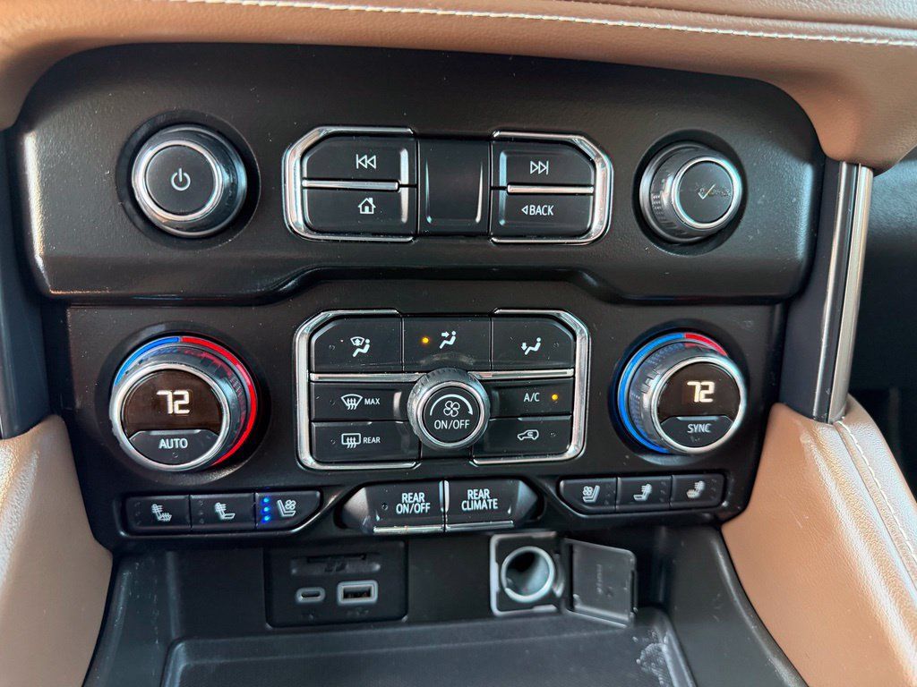Used 2021 Chevrolet Tahoe High Country AWD/4WD image 22