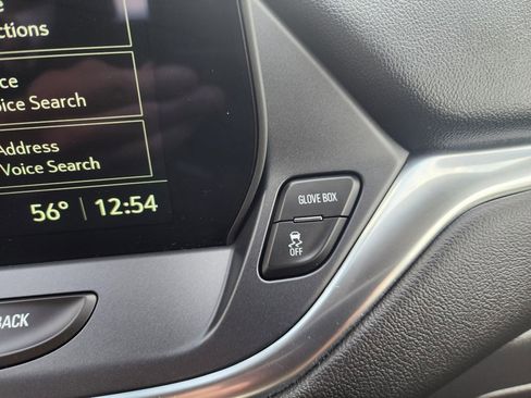 Used 2025 Chevrolet Blazer LT w/ Convenience Package image 40