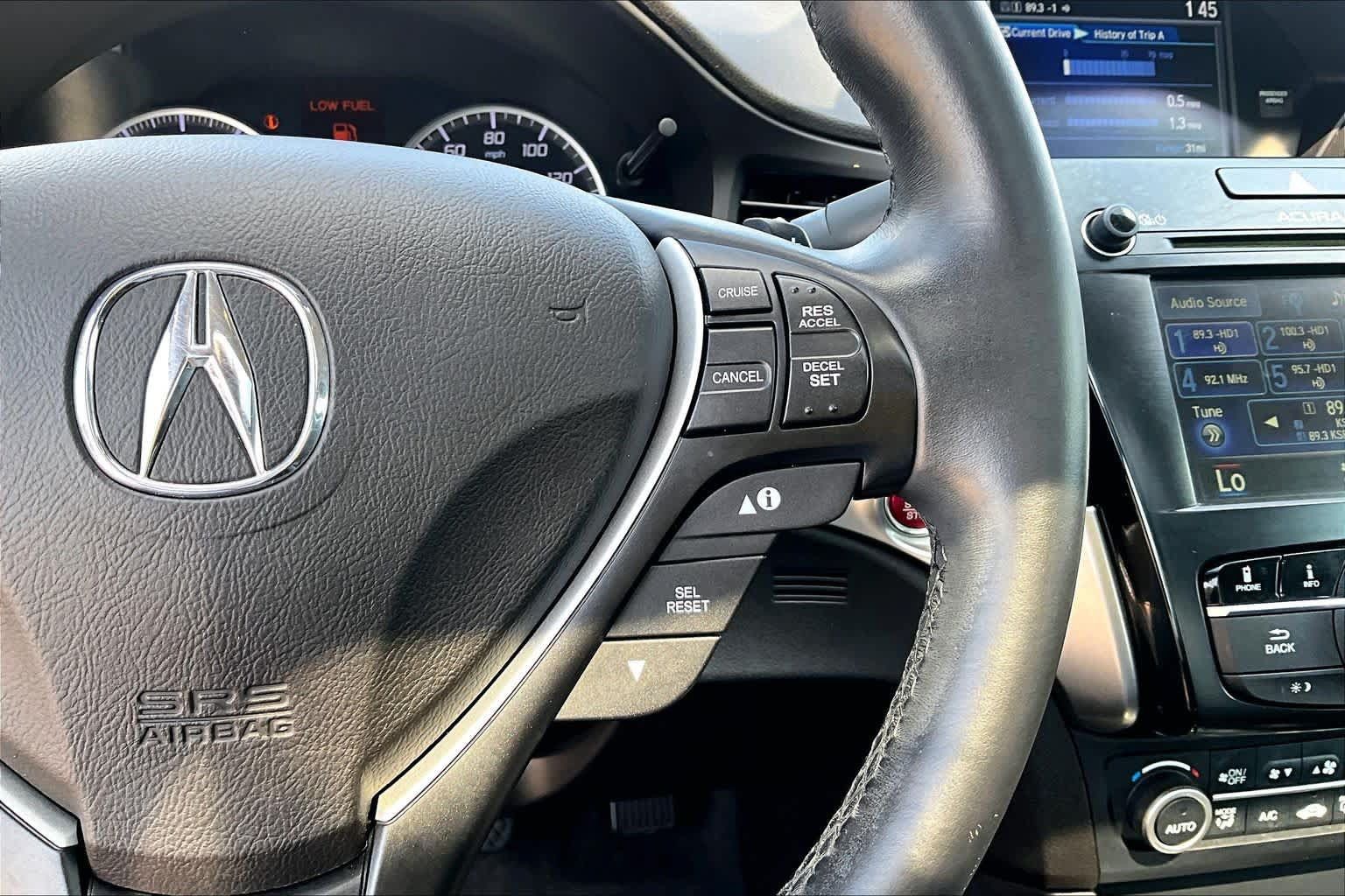 Used 2016 Acura ILX w/ Premium Package FWD image 25