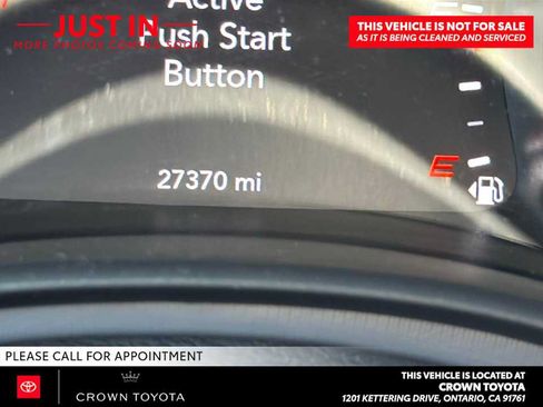 Used 2023 Dodge Charger SXT w/ Blacktop Package AWD/4WD image 10