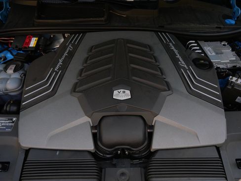 Used 2021 Lamborghini Urus AWD/4WD image 26