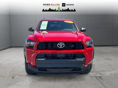 Certified 2025 Toyota 4Runner TRD Off-Road AWD/4WD image 8