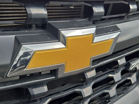 Used 2018 Chevrolet Colorado ZR2 AWD/4WD image 6