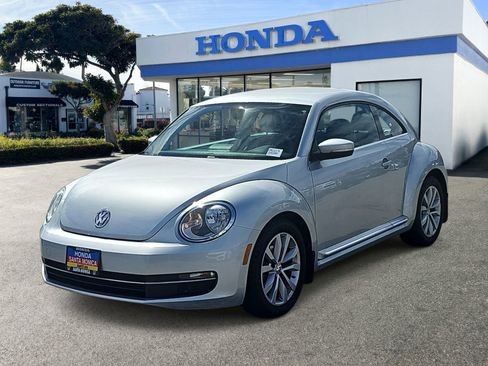 Used 2013 Volkswagen Beetle TDI FWD image 1