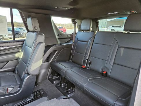 Used 2021 GMC Yukon Denali w/ Denali Ultimate Package image 28